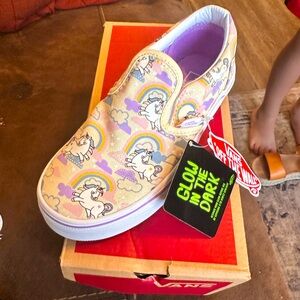 NIB Vans Girls Unicorn Glow in The Dark Slip On